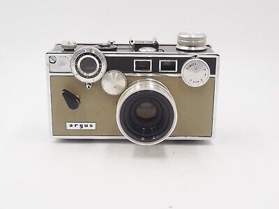 Vintage Argus C3 Matchmatic 35mm Rangefinder Camera